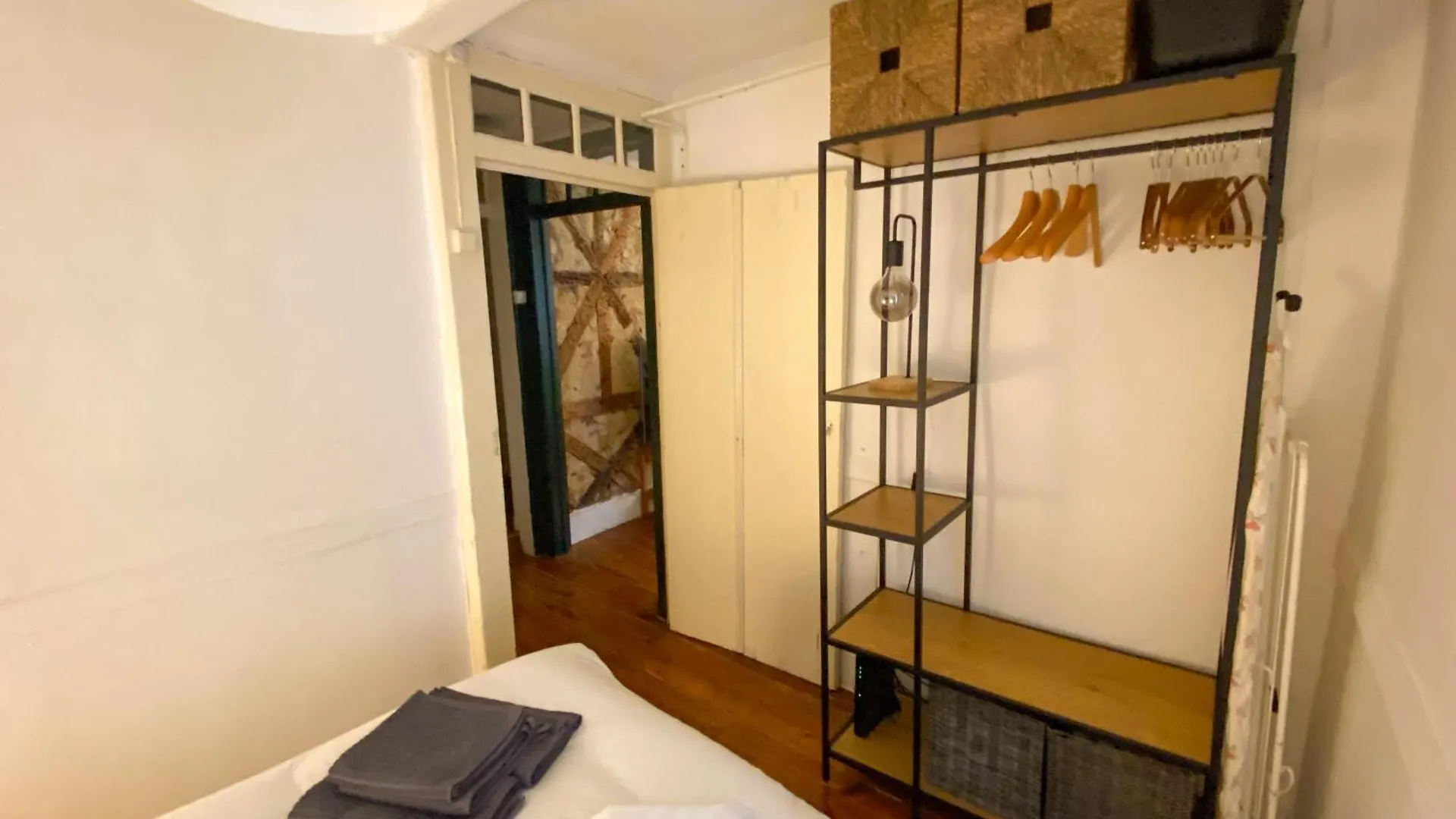 Apartment Charming Bairro Alto 2-Bedroom Escape Lisbon