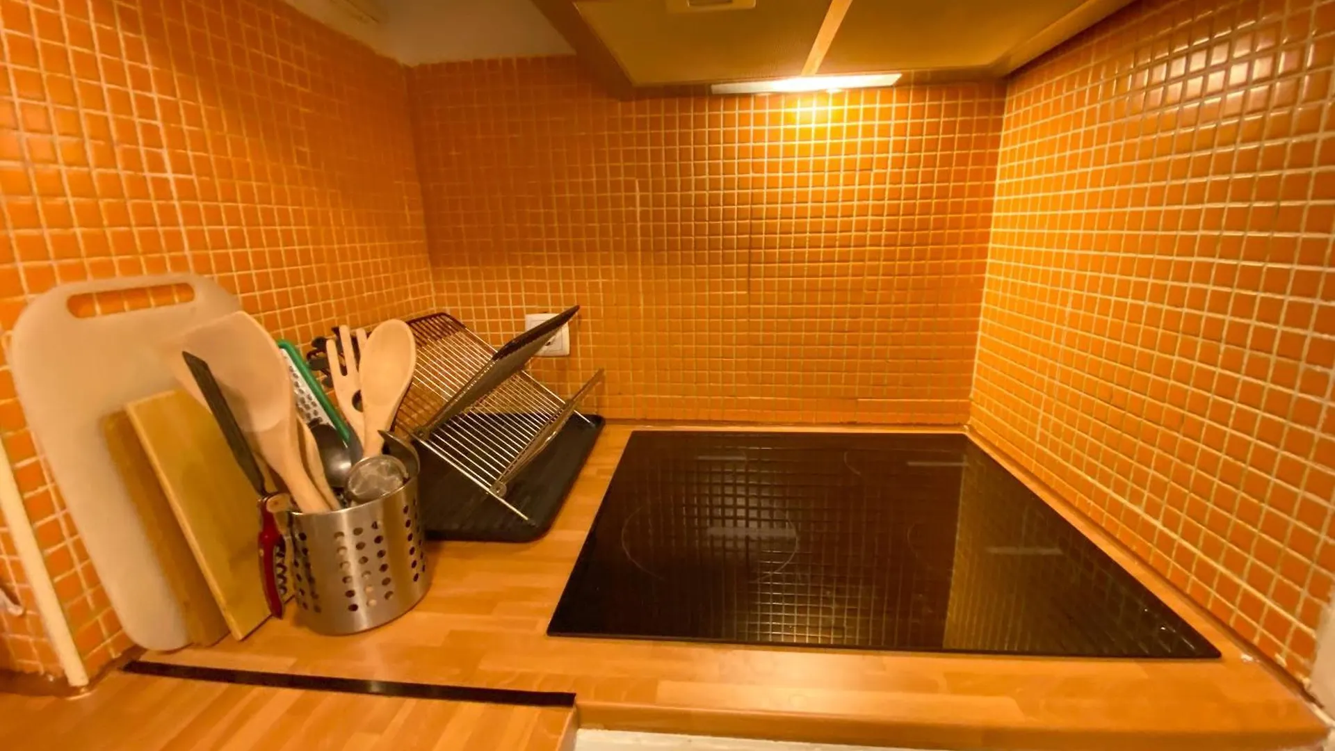 Апартаменты Charming Bairro Alto 2-Bedroom Escape Лиссабон Португалия